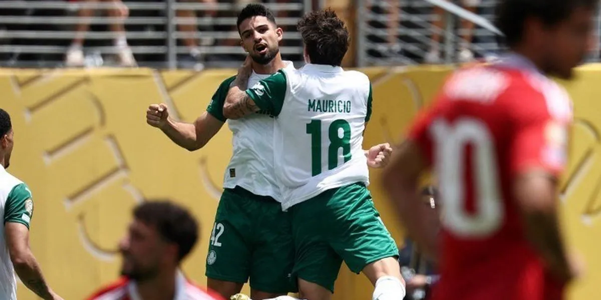 Palmeiras Atasi Al Ahly 2-0 di CWC Amid Penundaan Cuaca